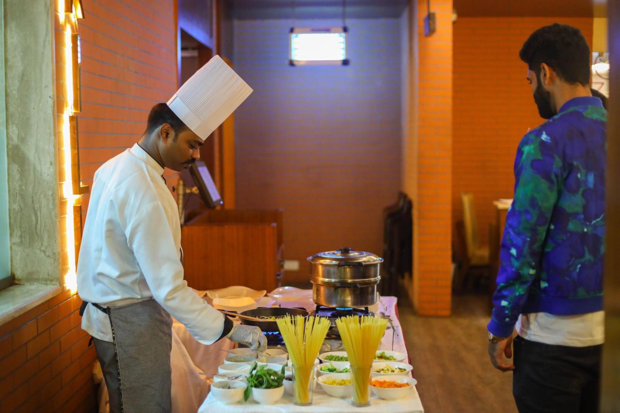 Hotel Jenneys Residency Coimbatore Esterno foto