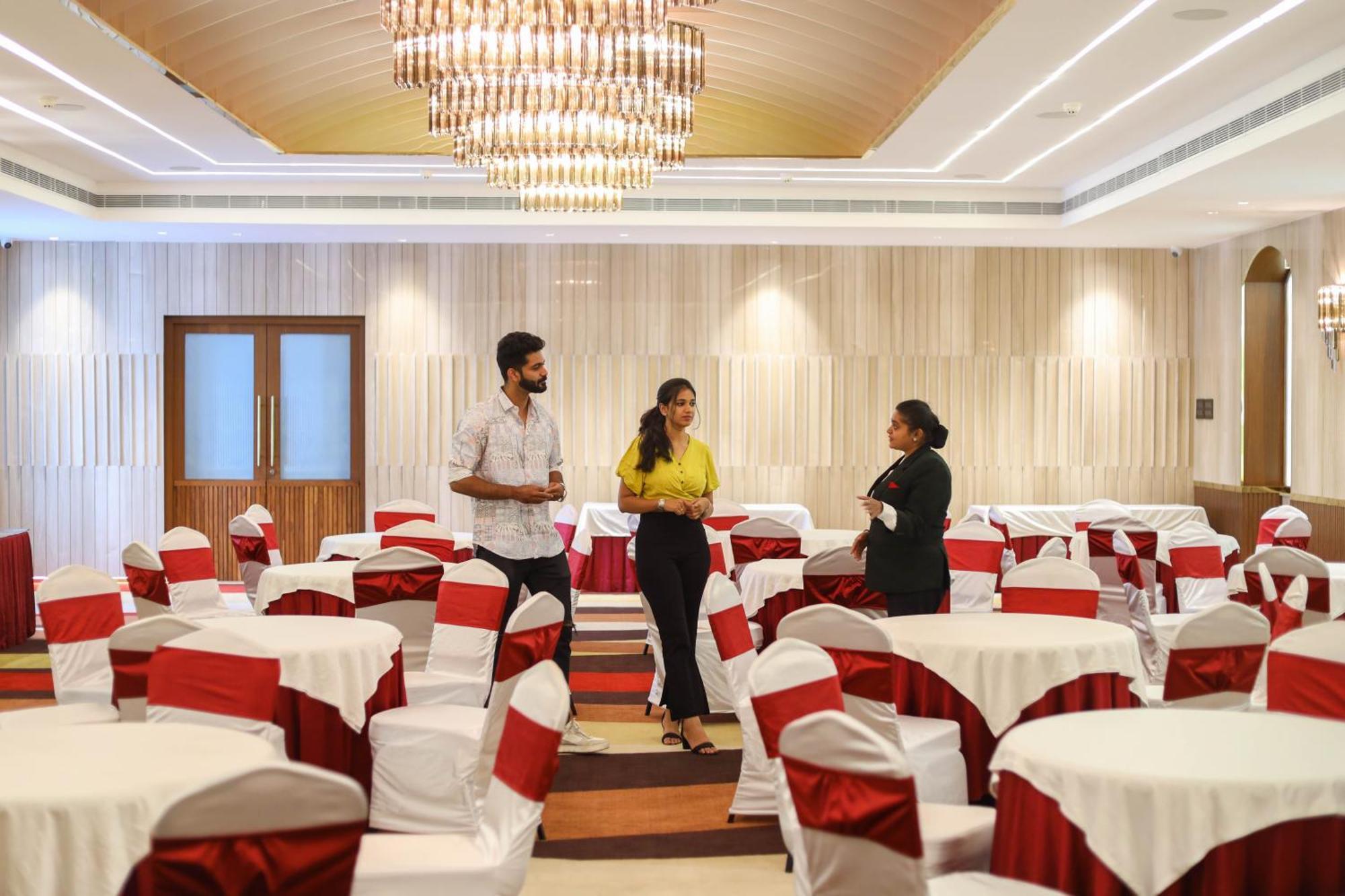 Hotel Jenneys Residency Coimbatore Esterno foto