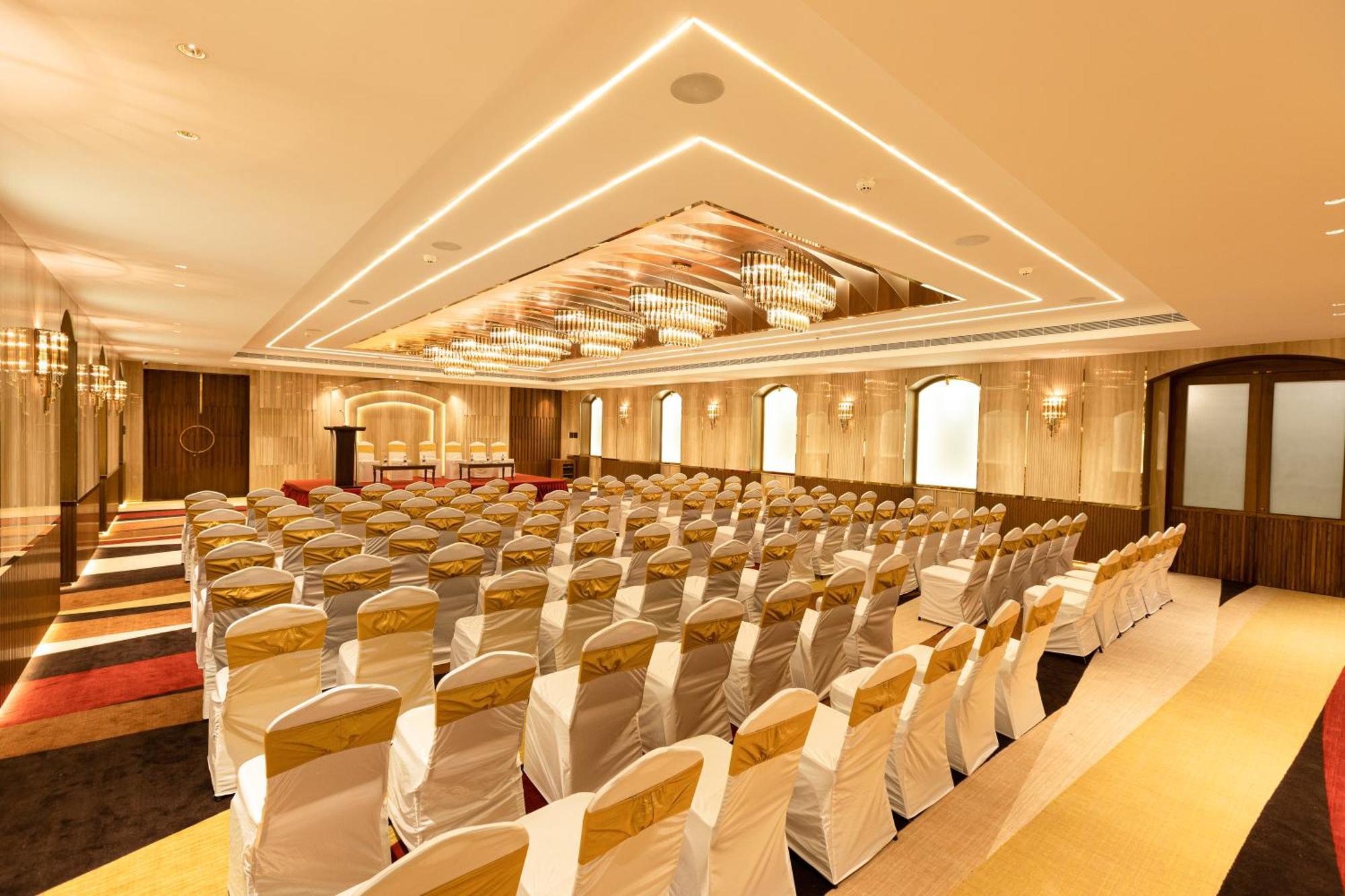 Hotel Jenneys Residency Coimbatore Esterno foto